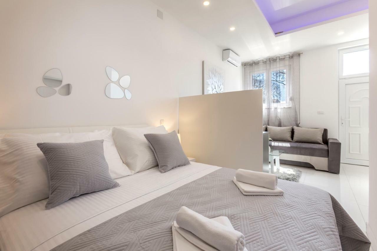 Studio Apartments Twins Split Exterior foto