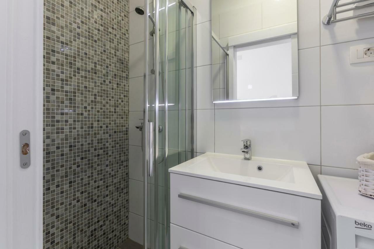 Studio Apartments Twins Split Exterior foto