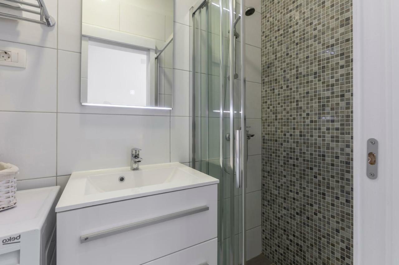 Studio Apartments Twins Split Exterior foto
