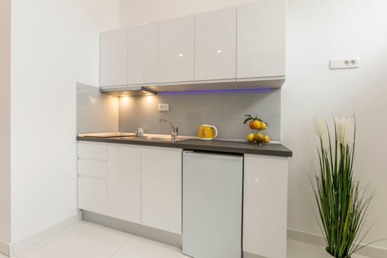 Studio Apartments Twins Split Exterior foto